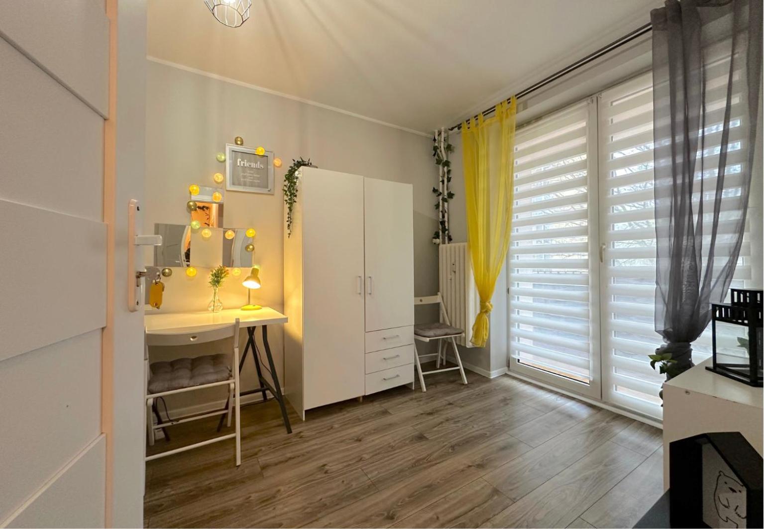 Spacious Room Гданск Екстериор снимка